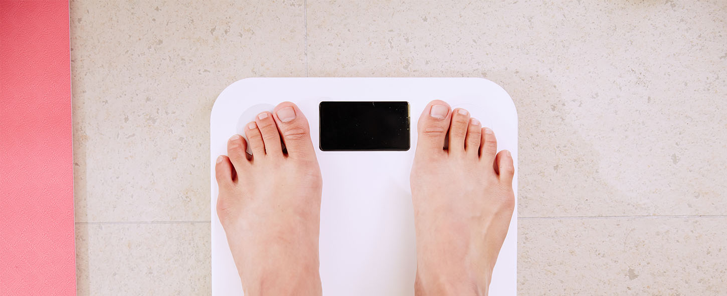 tkanka tłuszczowa kalkulator tkanki tłuszczowej poziom procent waga z pomiarem normy ilość