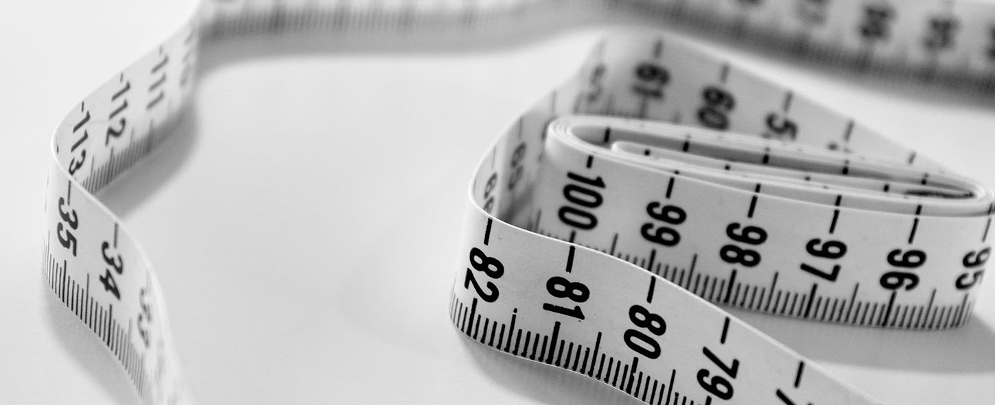 tkanka tłuszczowa kalkulator tkanki tłuszczowej poziom procent waga z pomiarem normy ilość