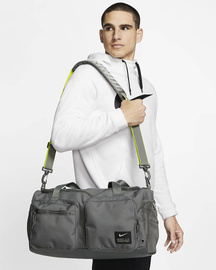  Nike Utility Power Training Duffel Bag