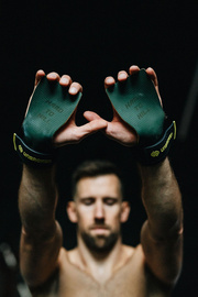 Zestaw Skórki CrossFitowe Unbroken Hard To Kill No Chalk Grips Zielone + Opaski