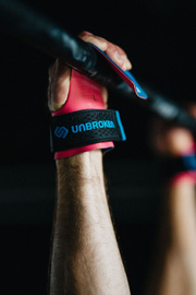 Unbroken Crashtest Grips